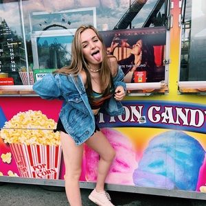 Meet your Posher, Shani